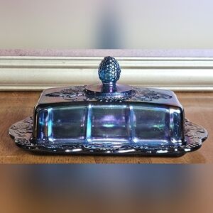 Indiana Glass Blue Harvest Grape Carnival Glass Butter Dish w Pineapple Finial